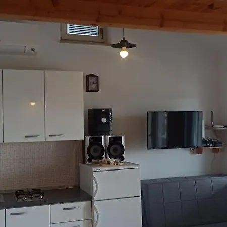 Kuca Domina Ducac, Villa *